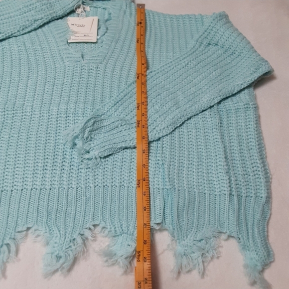 Loose Fit Sweater With Hood Womens - Picture 11 of 12